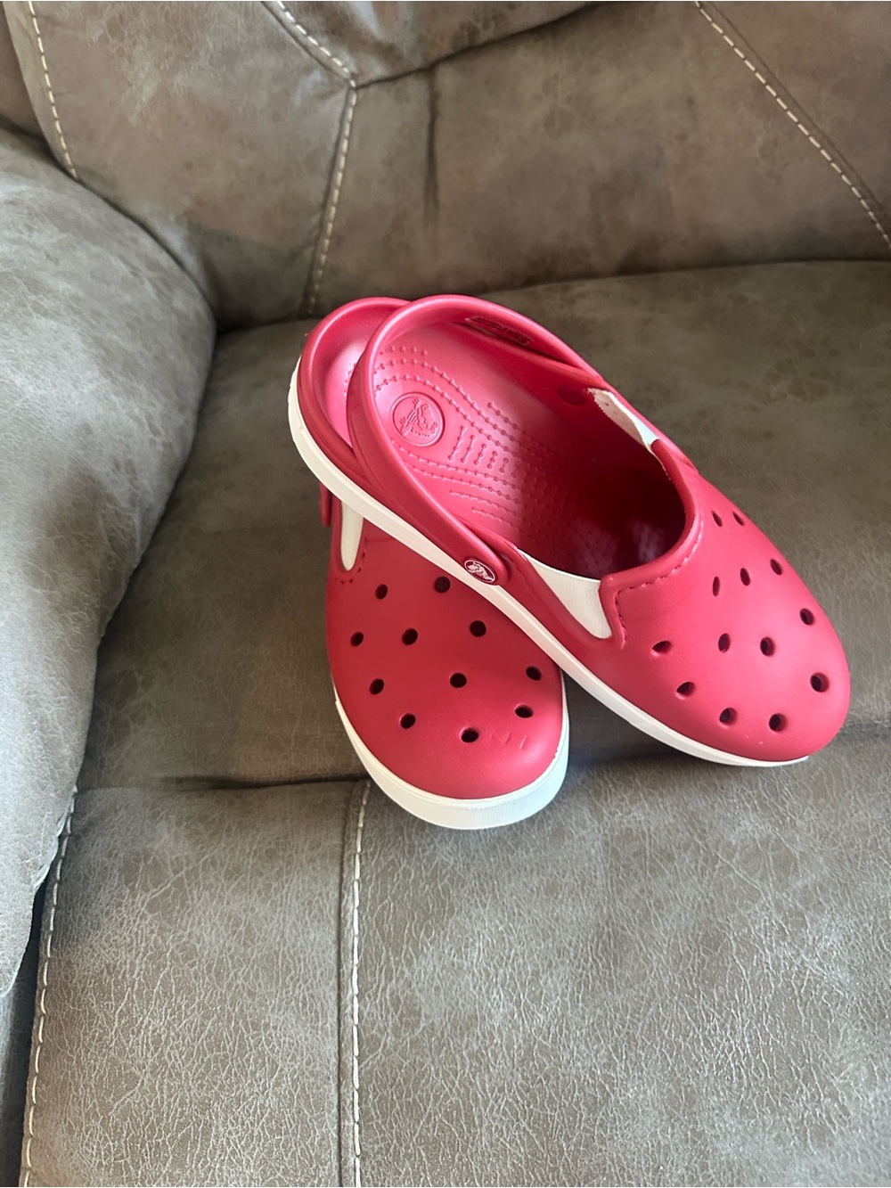 CROCS Red and White Classic  size  8  new